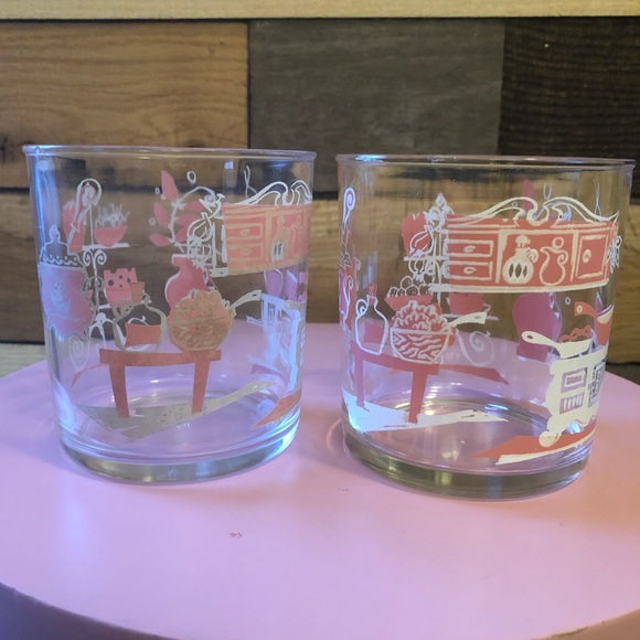 Vintage Mid Century Sour Cream Jars 16oz Pink - Picture 1 of 8